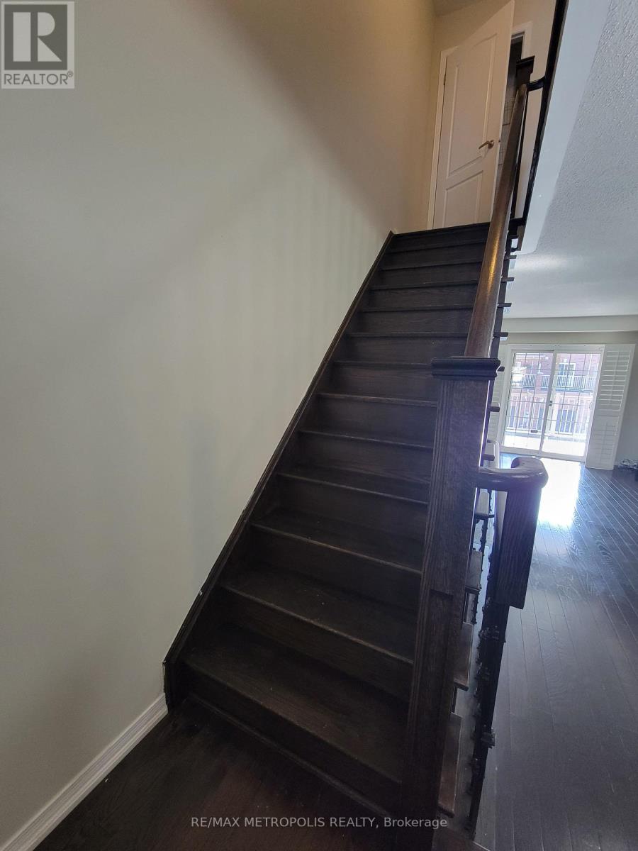 11 Valliere Drive, Markham, Ontario  L6C 0M7 - Photo 10 - N13218562
