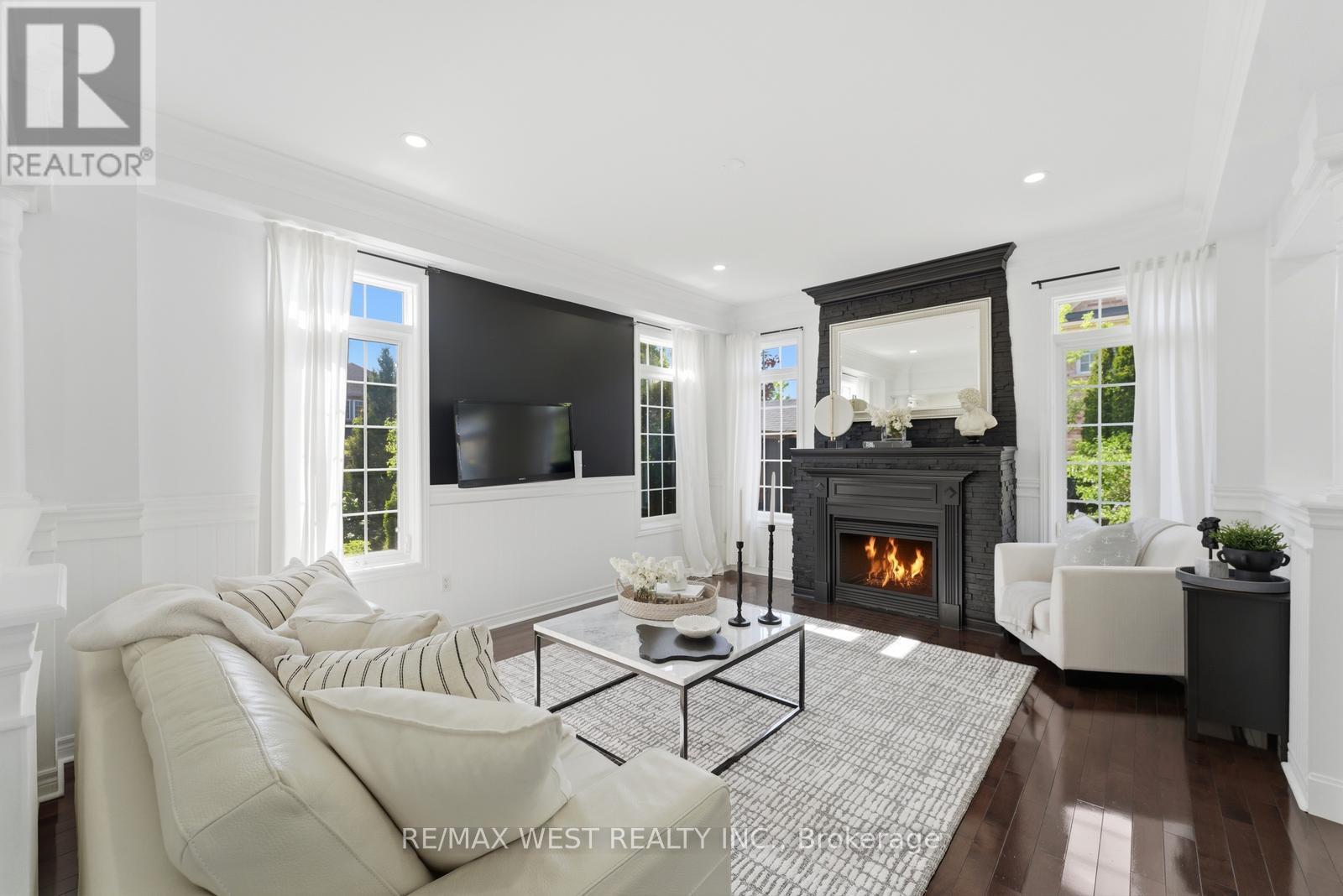 127 Ozner Crescent, Vaughan, Ontario  L4H 0G1 - Photo 13 - N13218600