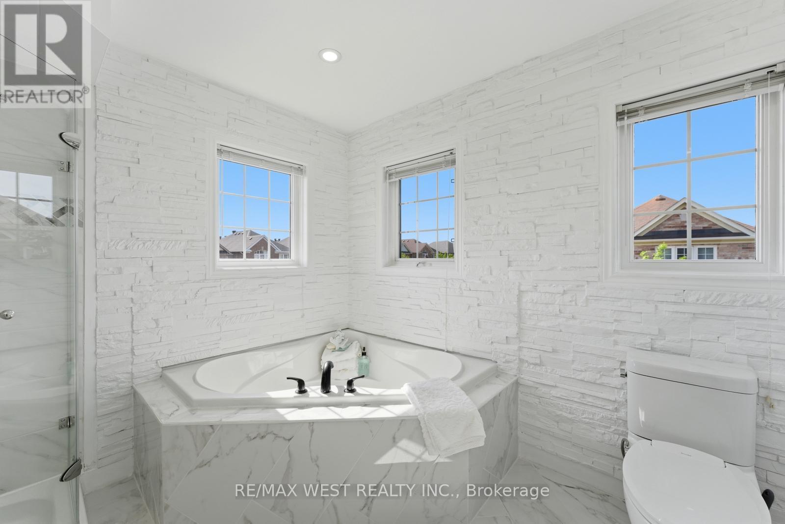 127 Ozner Crescent, Vaughan, Ontario  L4H 0G1 - Photo 21 - N13218600