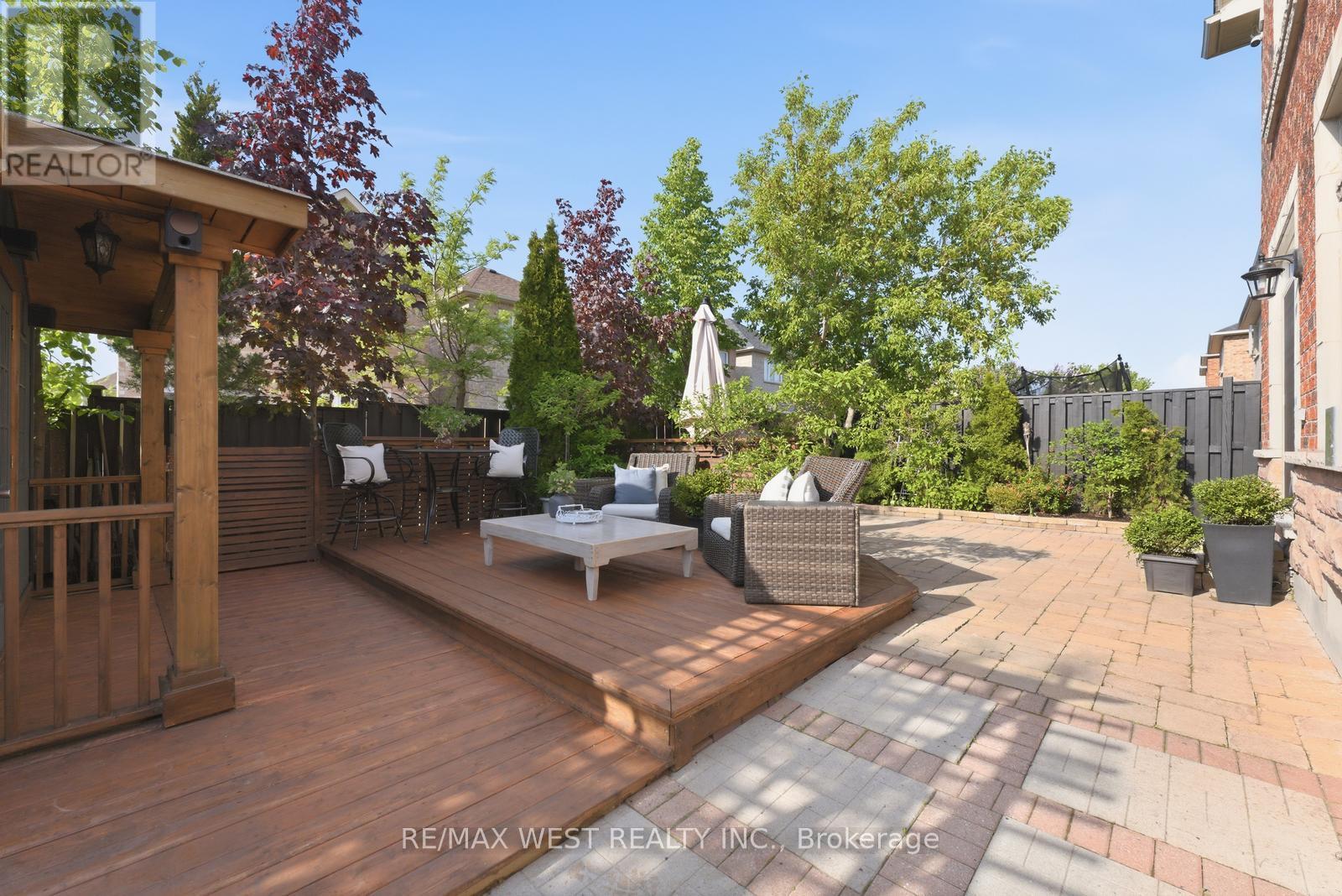 127 Ozner Crescent, Vaughan, Ontario  L4H 0G1 - Photo 38 - N13218600