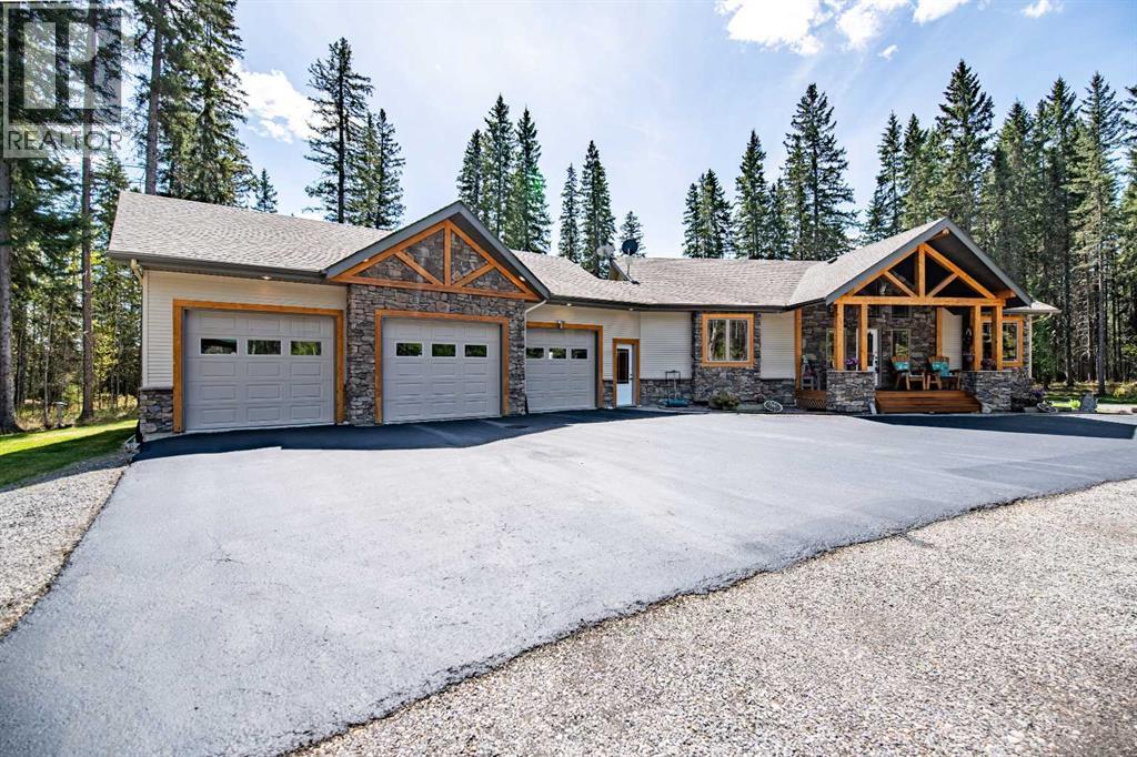 533 Clearwater Estates, Rural Clearwater County, Alberta  T4T 2A2 - Photo 3 - A2314637