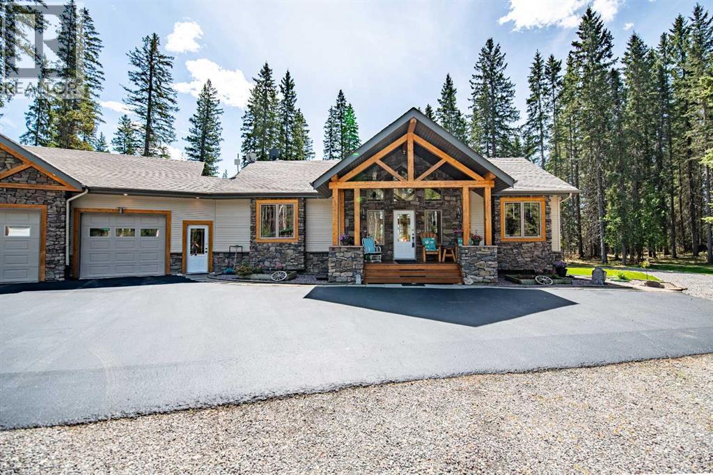 533 Clearwater Estates, Rural Clearwater County, Alberta  T4T 2A2 - Photo 2 - A2314637