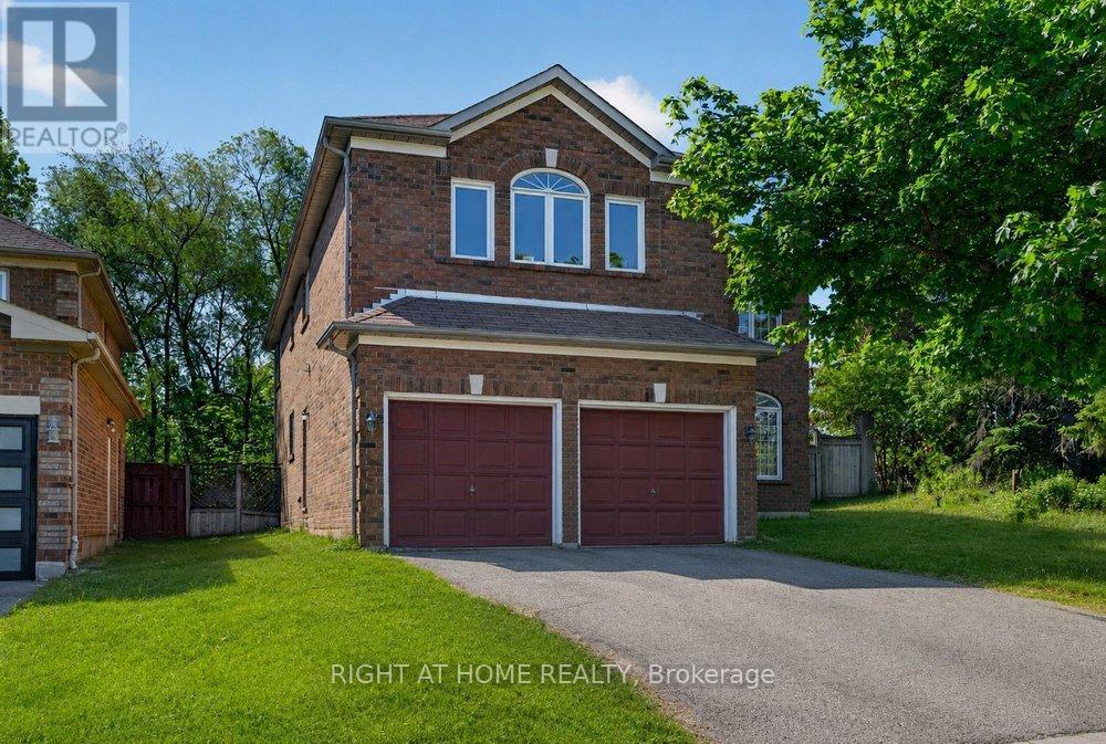 130 Eagleridge Drive, Brampton, Ontario  L6R 1E3 - Photo 1 - W13218576