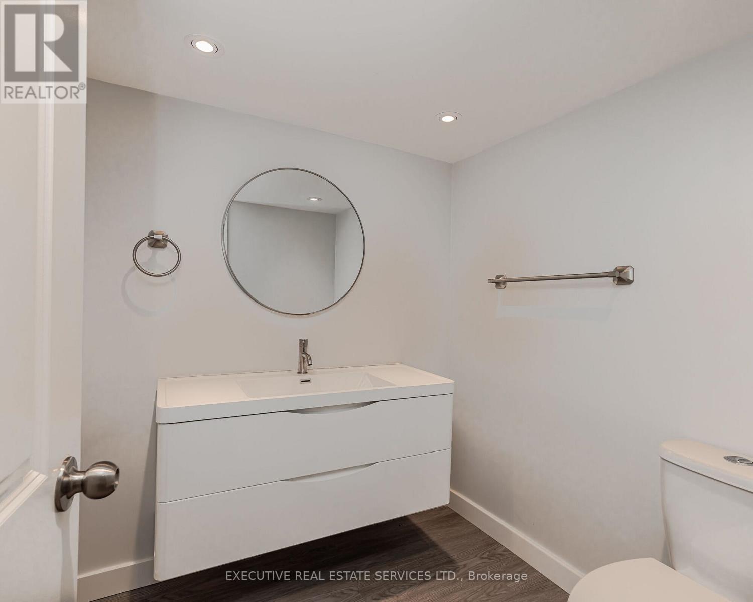 2 Nectarlane Avenue, Caledon, Ontario  L7C 3M8 - Photo 34 - W13218586