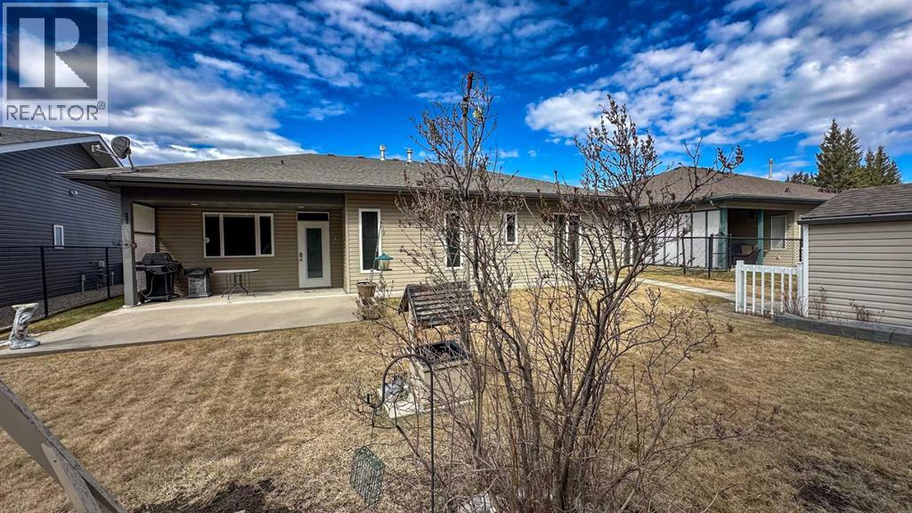 603 5 Street SW, Sundre, Alberta  T0M 1X0 - Photo 39 - A2283568