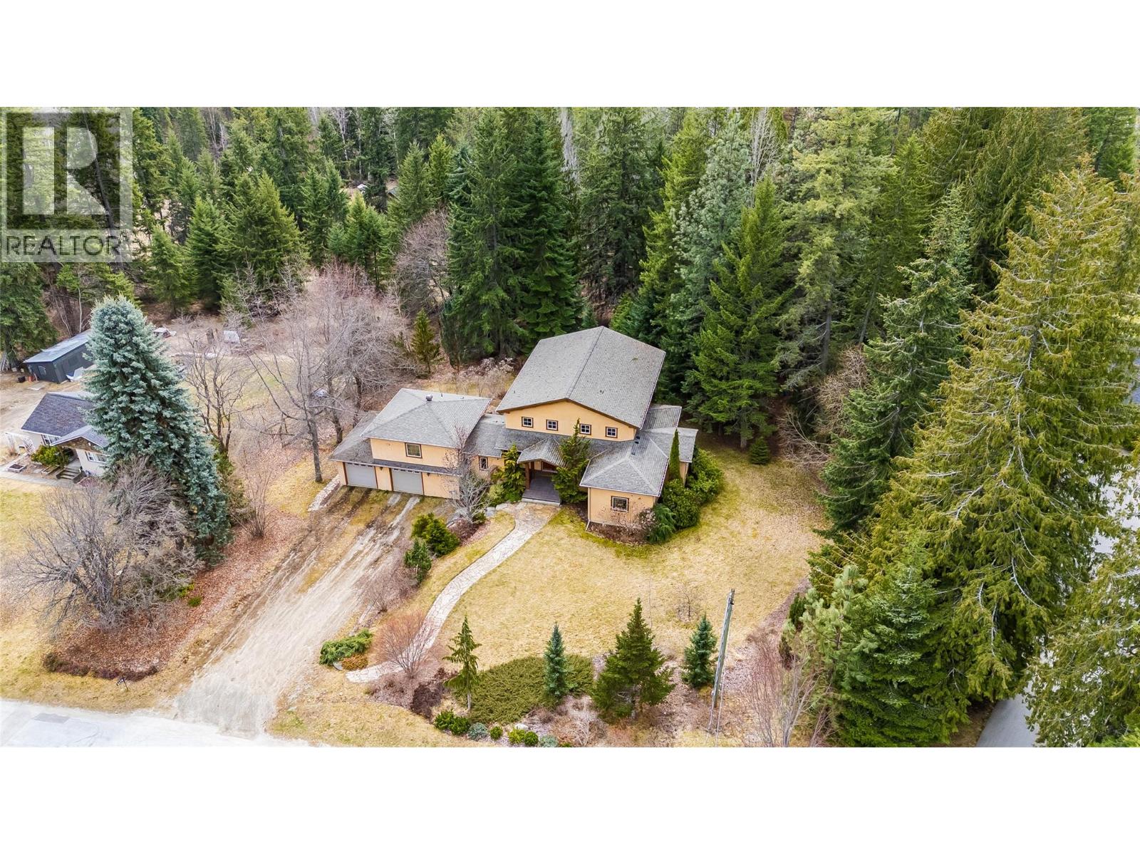 3179 Heddle Road, Nelson, British Columbia  V1L 6M2 - Photo 3 - 10380904