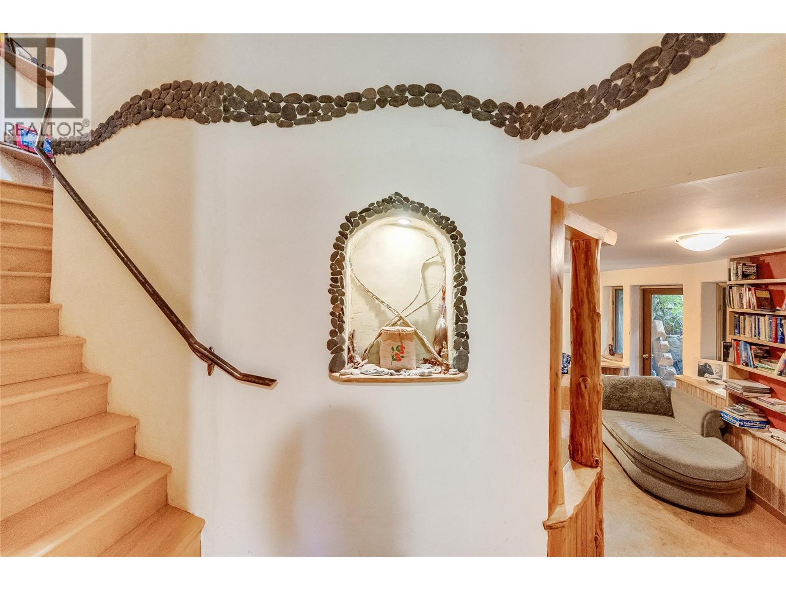 2129 Svoboda Road, Nelson, British Columbia  V1L 3V3 - Photo 13 - 10386644