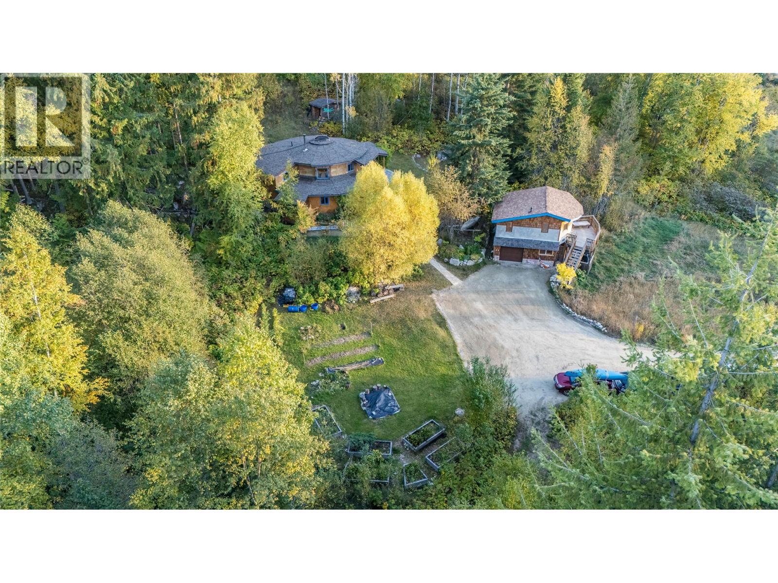 2129 Svoboda Road, Nelson, British Columbia  V1L 3V3 - Photo 3 - 10386644