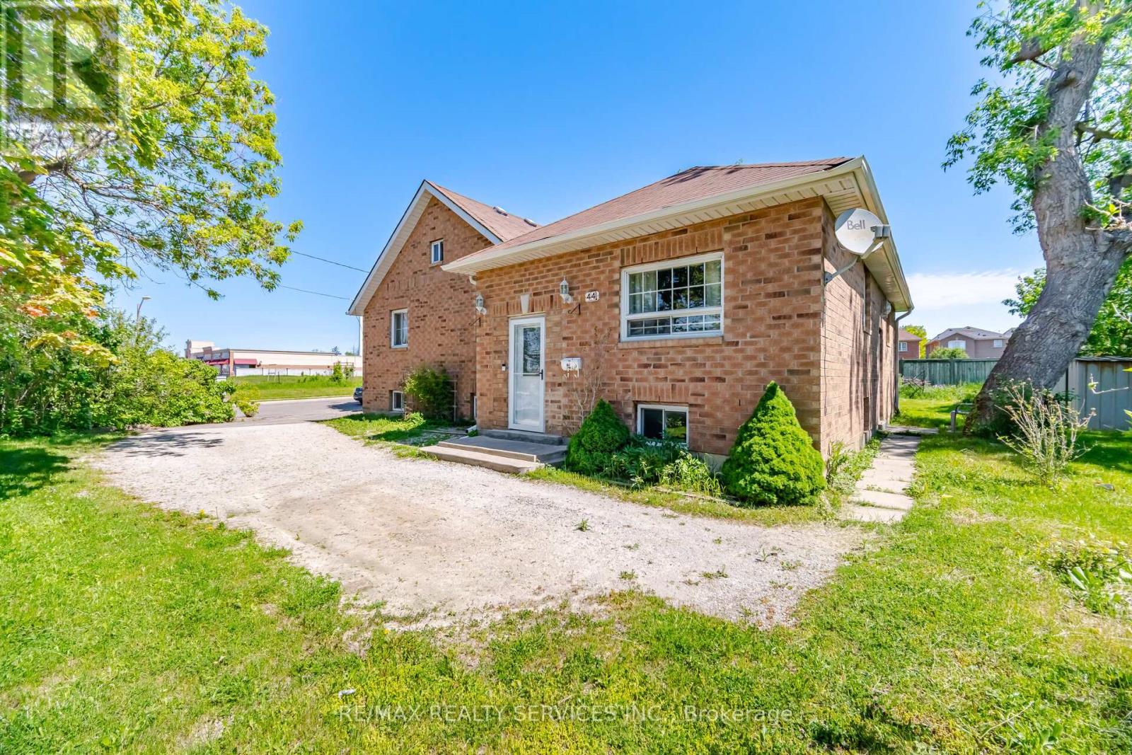 44 Mclaughlin Road S, Brampton, Ontario  L6Y 2C7 - Photo 4 - W13214118