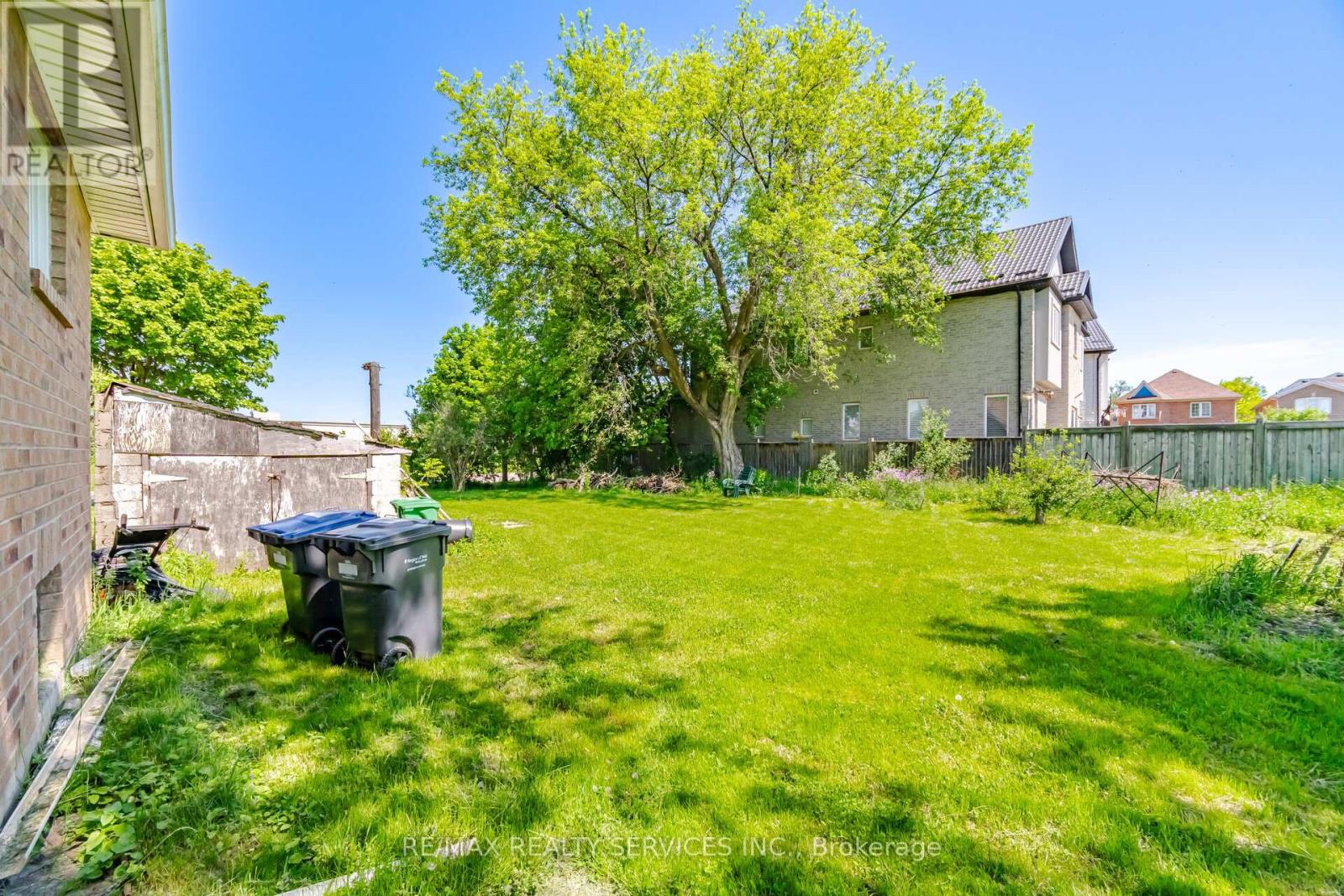 44 Mclaughlin Road S, Brampton, Ontario  L6Y 2C7 - Photo 7 - W13214118