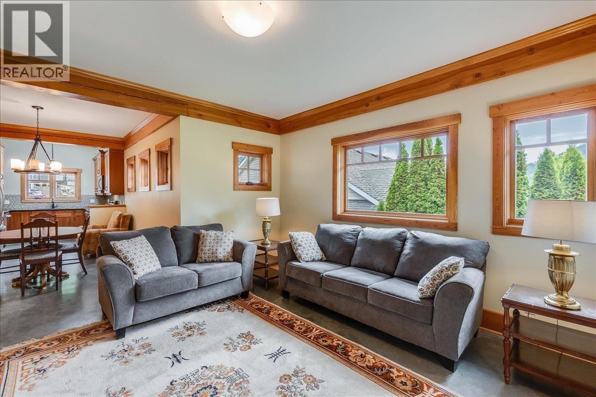 530 Foster Place, Nelson, British Columbia  V1L 7A9 - Photo 34 - 10389170