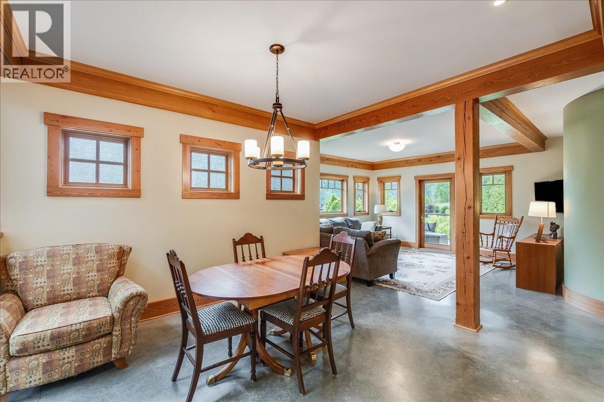 530 Foster Place, Nelson, British Columbia  V1L 7A9 - Photo 30 - 10389170