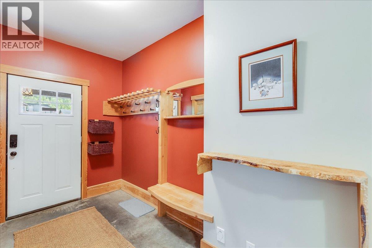 530 Foster Place, Nelson, British Columbia  V1L 7A9 - Photo 19 - 10389170
