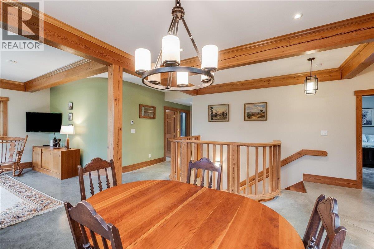 530 Foster Place, Nelson, British Columbia  V1L 7A9 - Photo 31 - 10389170