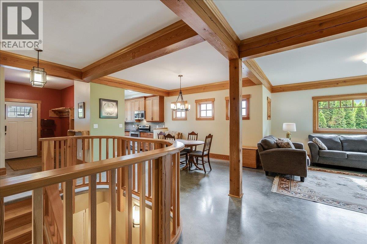 530 Foster Place, Nelson, British Columbia  V1L 7A9 - Photo 41 - 10389170