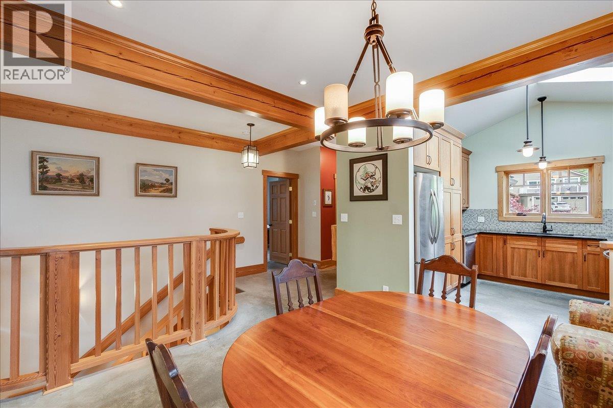530 Foster Place, Nelson, British Columbia  V1L 7A9 - Photo 22 - 10389170
