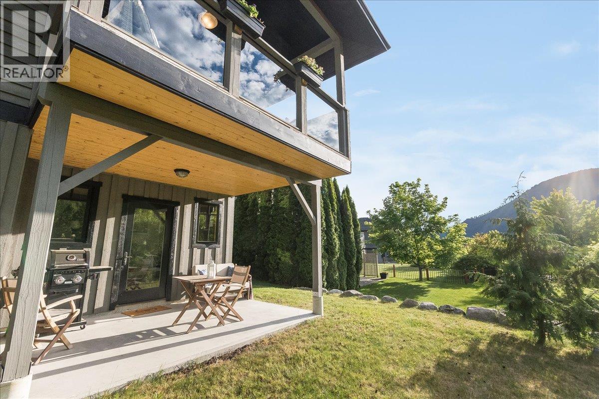 530 Foster Place, Nelson, British Columbia  V1L 7A9 - Photo 91 - 10389170