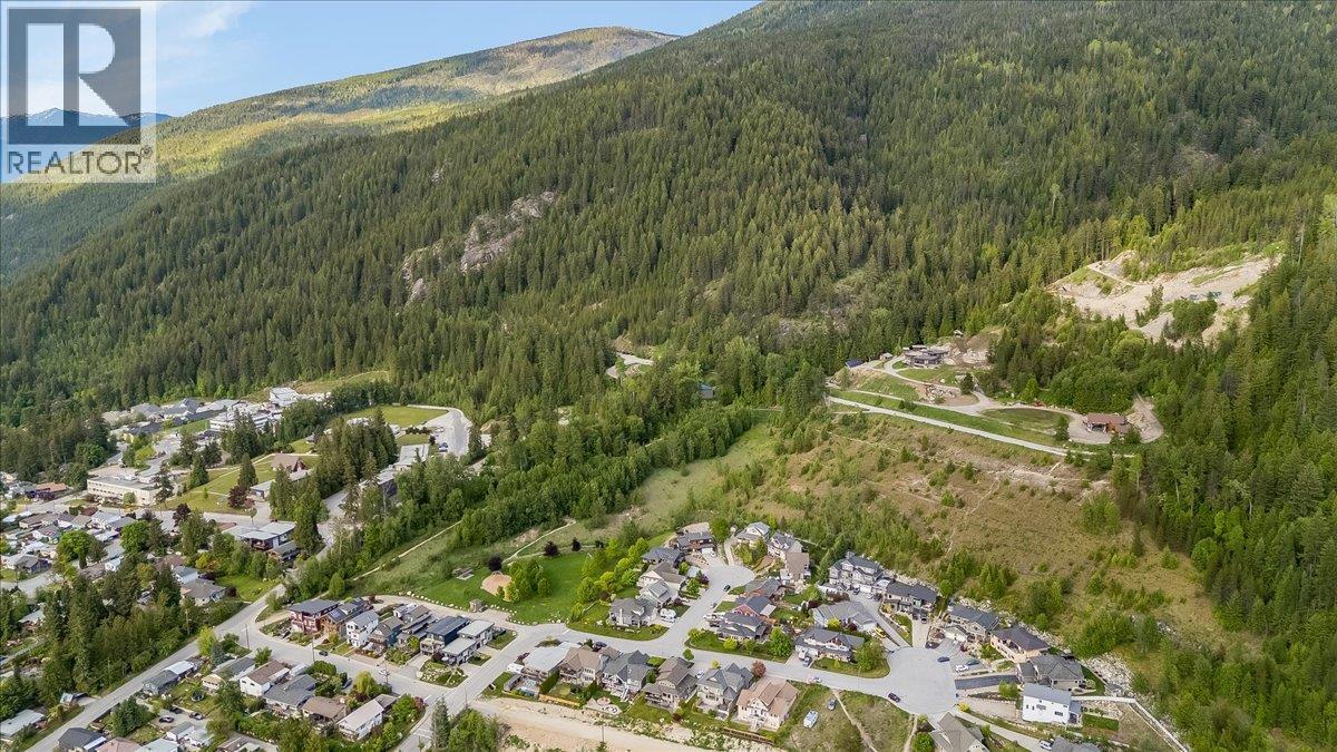 530 Foster Place, Nelson, British Columbia  V1L 7A9 - Photo 97 - 10389170