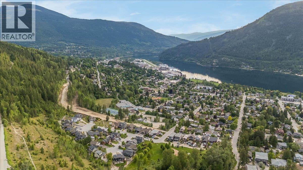530 Foster Place, Nelson, British Columbia  V1L 7A9 - Photo 95 - 10389170