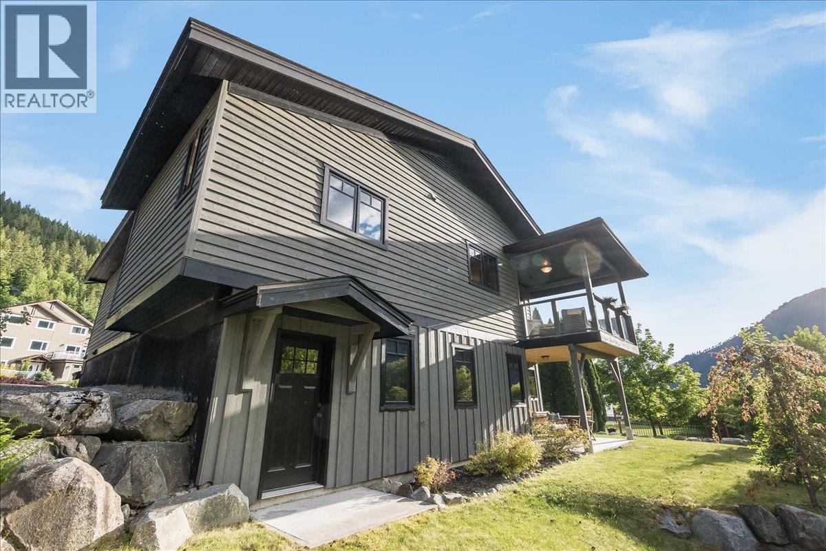 530 Foster Place, Nelson, British Columbia  V1L 7A9 - Photo 92 - 10389170
