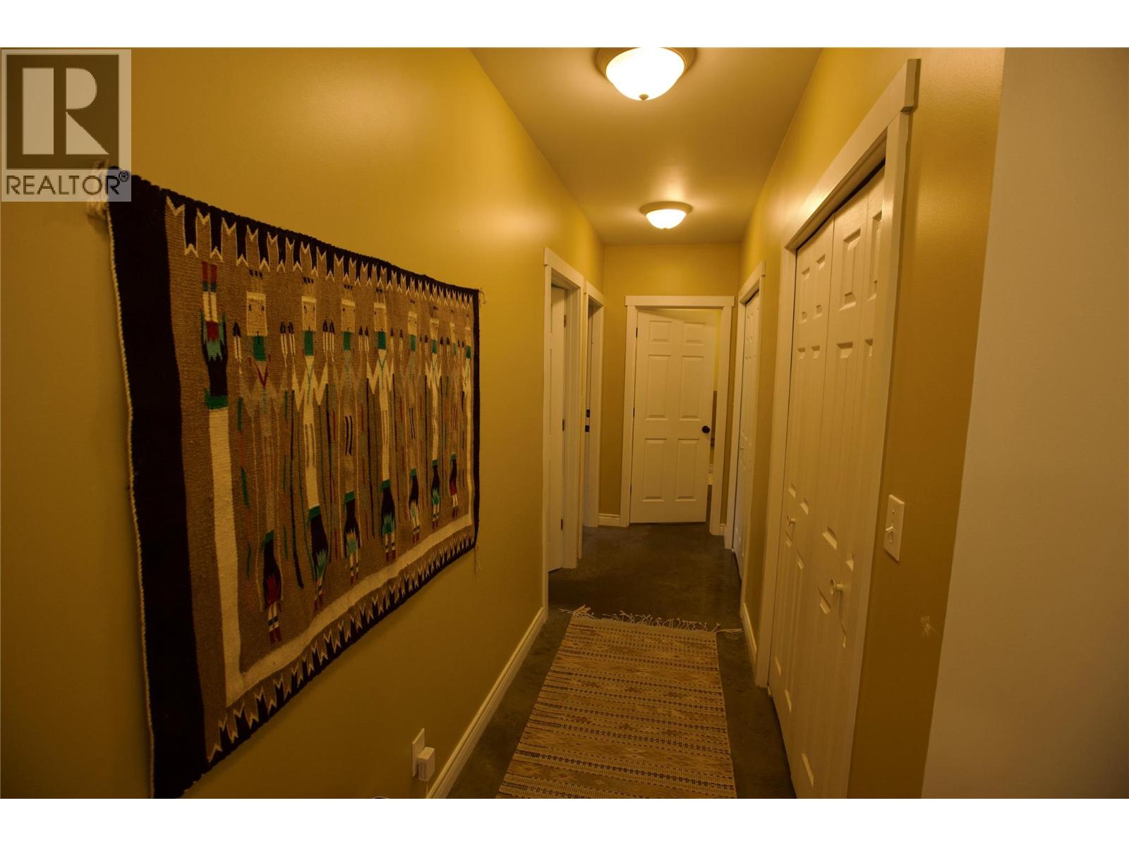 530 Foster Place, Nelson, British Columbia  V1L 7A9 - Photo 77 - 10389170
