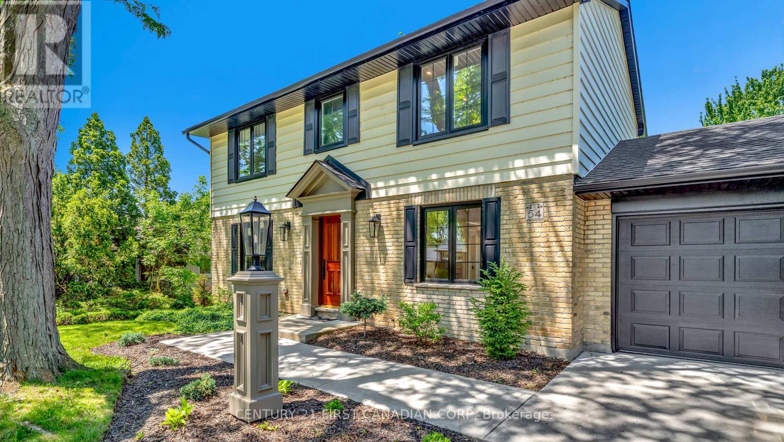 54 Lloyd Manor Crescent, London North, Ontario  N6H 3Z3 - Photo 2 - X13218620