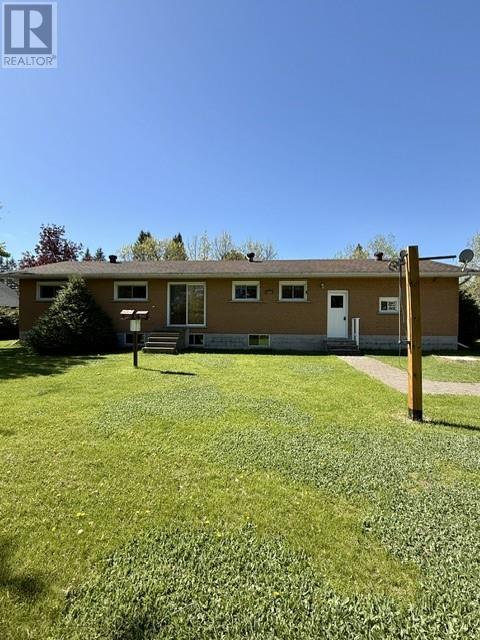 190 Government Road West, Massey, Ontario  P0P 1P0 - Photo 2 - 2127943