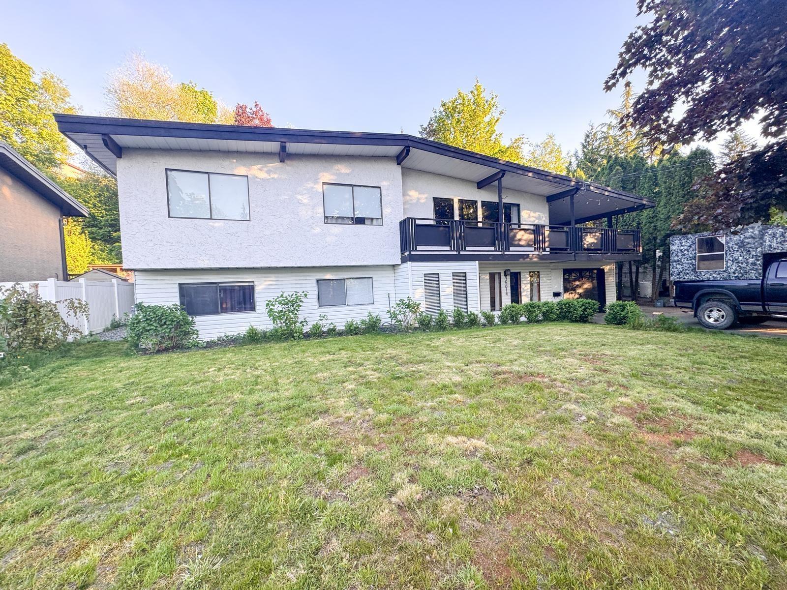 35014 High Drive, Abbotsford, British Columbia  V2S 4P6 - Photo 1 - R3120075