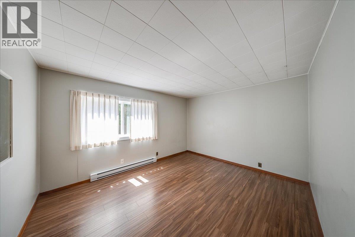 1338 Third Avenue, Trail, British Columbia  V1R 1P4 - Photo 28 - 10389509