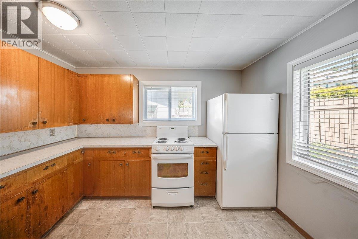 1338 Third Avenue, Trail, British Columbia  V1R 1P4 - Photo 24 - 10389509
