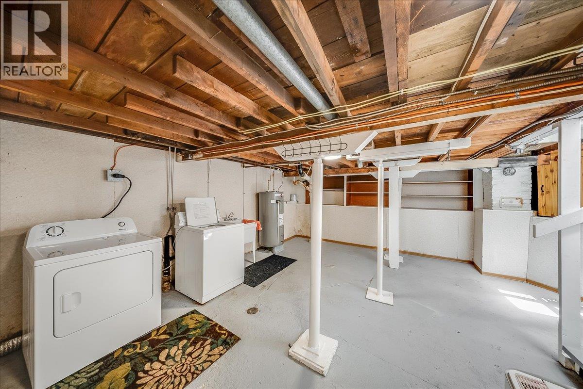 1338 Third Avenue, Trail, British Columbia  V1R 1P4 - Photo 33 - 10389509