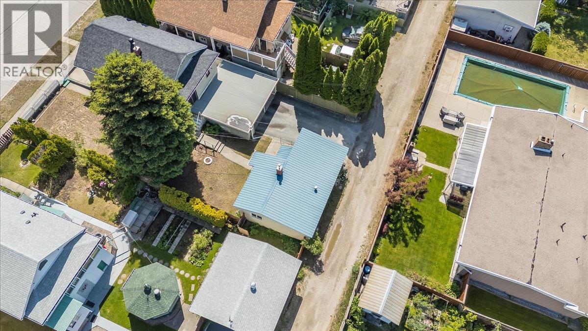 1338 Third Avenue, Trail, British Columbia  V1R 1P4 - Photo 47 - 10389509