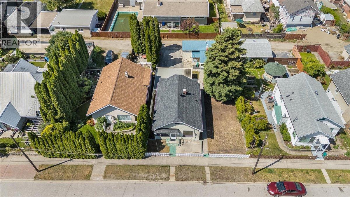 1338 Third Avenue, Trail, British Columbia  V1R 1P4 - Photo 44 - 10389509