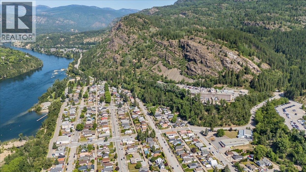 1338 Third Avenue, Trail, British Columbia  V1R 1P4 - Photo 49 - 10389509