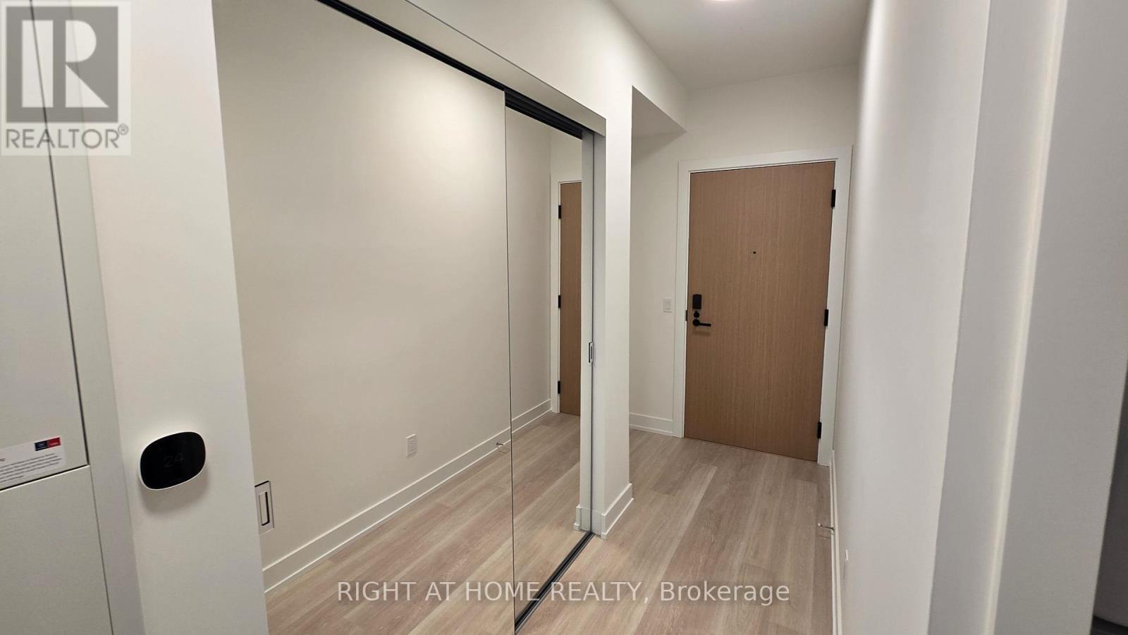 1707 - 60 Central Park Roadway, Toronto, Ontario  M9A 0E6 - Photo 21 - W13218622