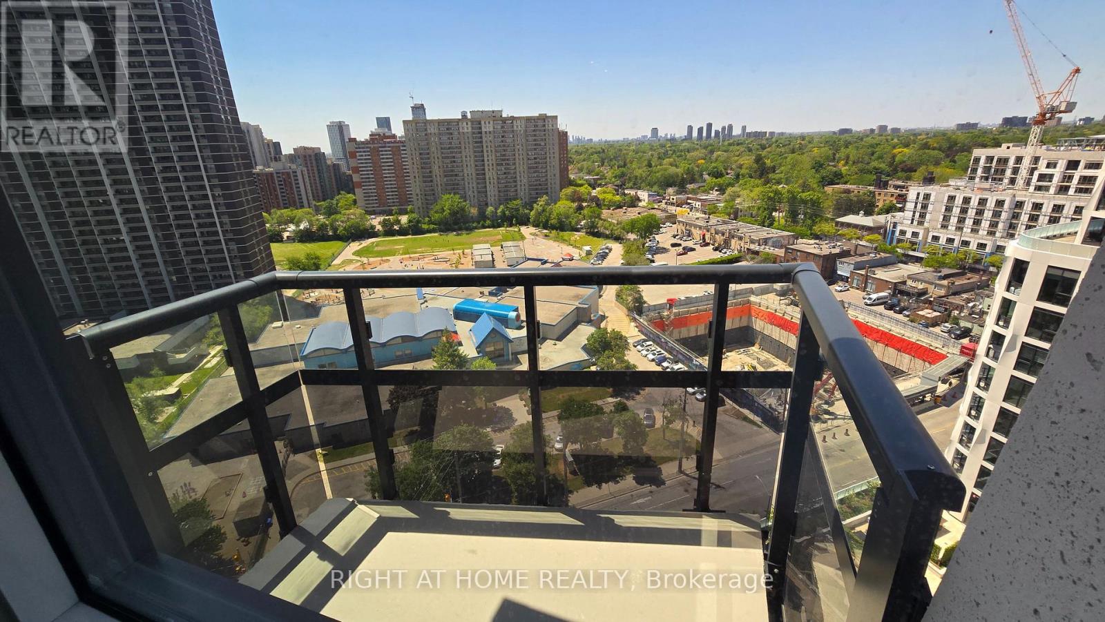 1707 - 60 Central Park Roadway, Toronto, Ontario  M9A 0E6 - Photo 48 - W13218622