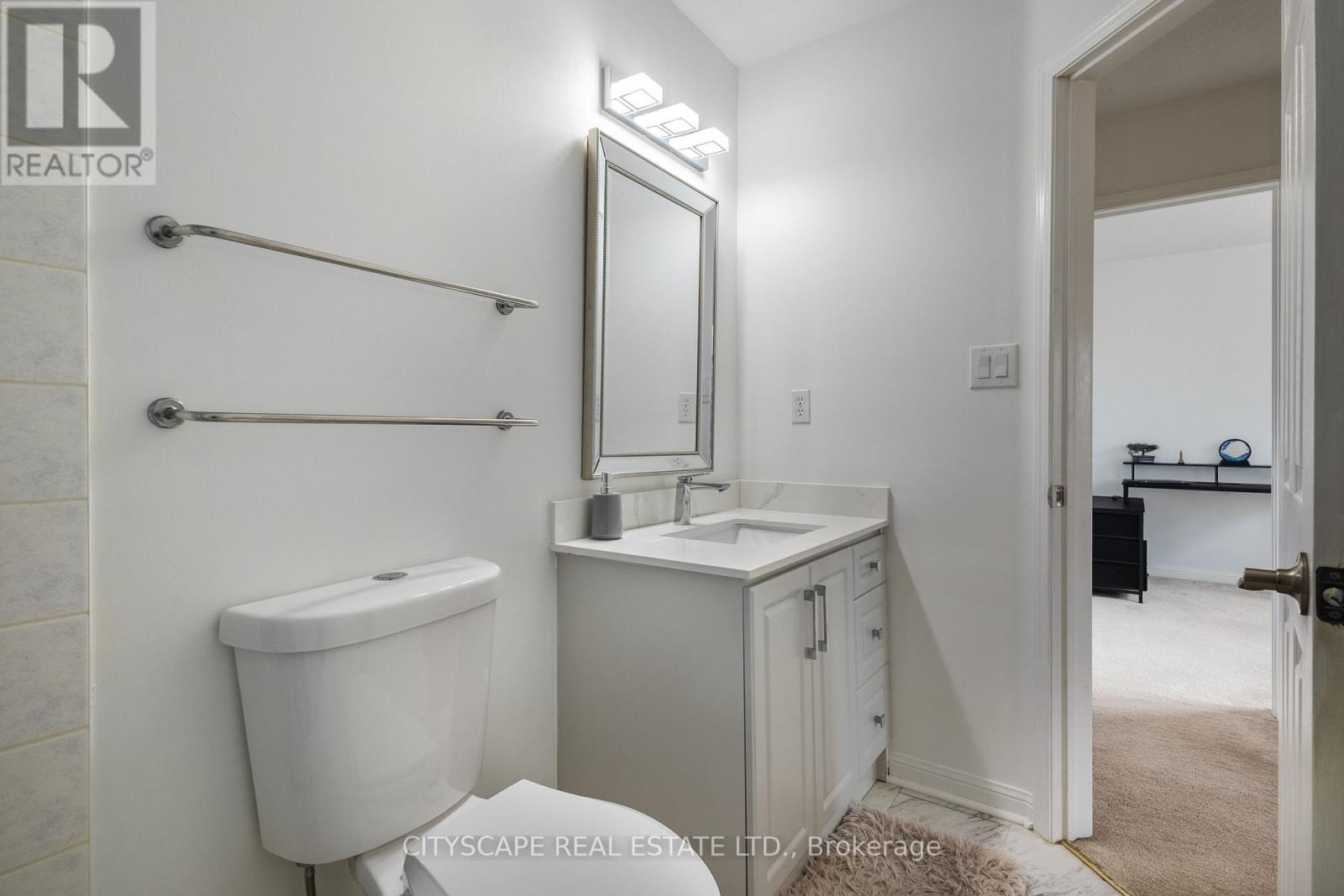 629 Edwards Avenue, Milton, Ontario  L9T 6B2 - Photo 5 - W13218638
