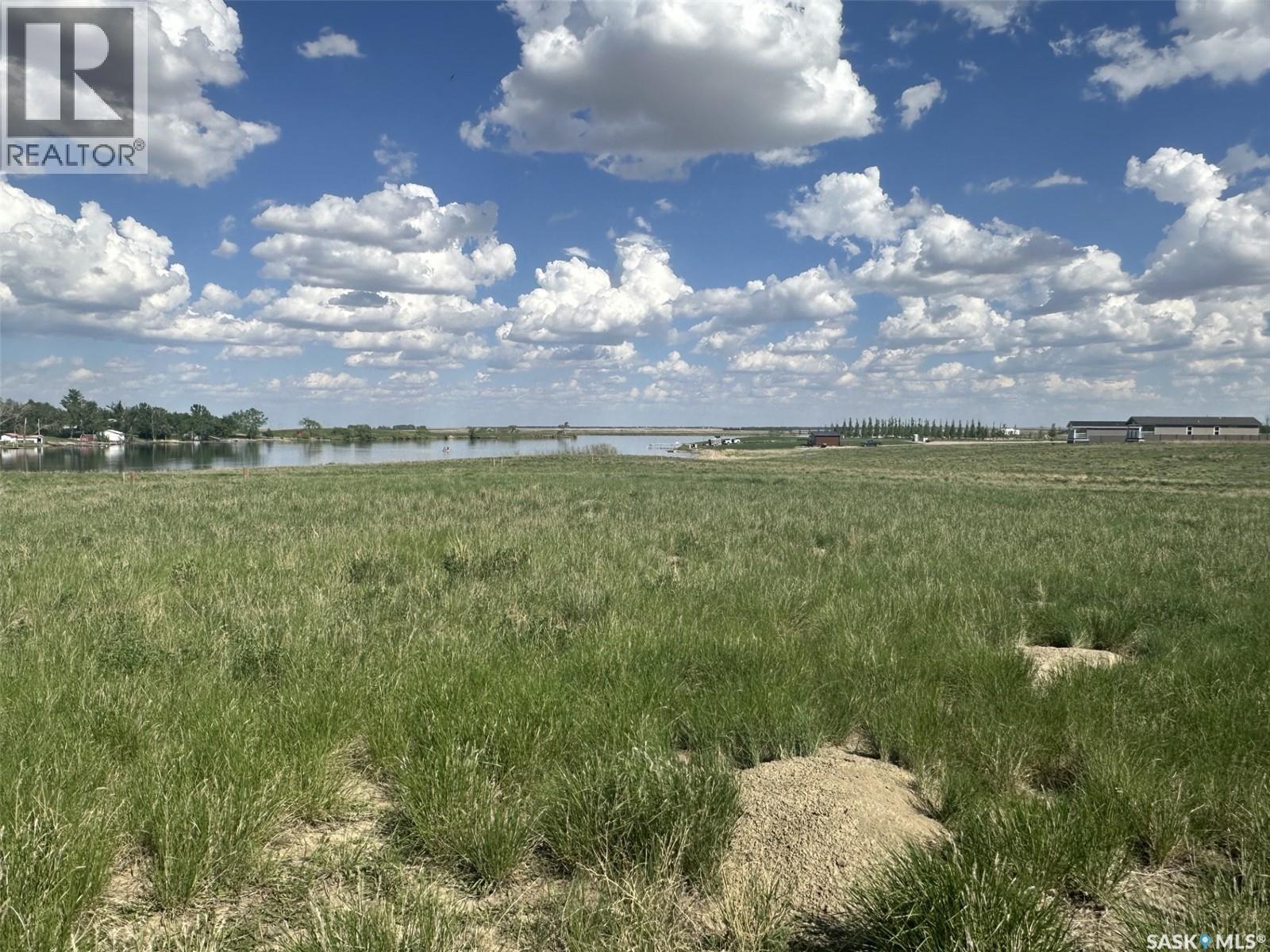 2 Lakeshore Drive, Gravelbourg Rm No. 104, Saskatchewan  S0H 1X0 - Photo 4 - SK037676