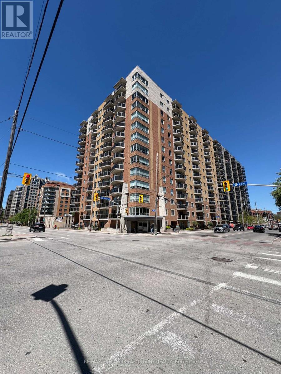402 - 429 Somerset Street W, Ottawa, Ontario  K2P 2P5 - Photo 1 - X13218686
