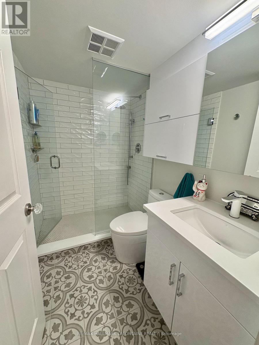402 - 429 Somerset Street W, Ottawa, Ontario  K2P 2P5 - Photo 12 - X13218686