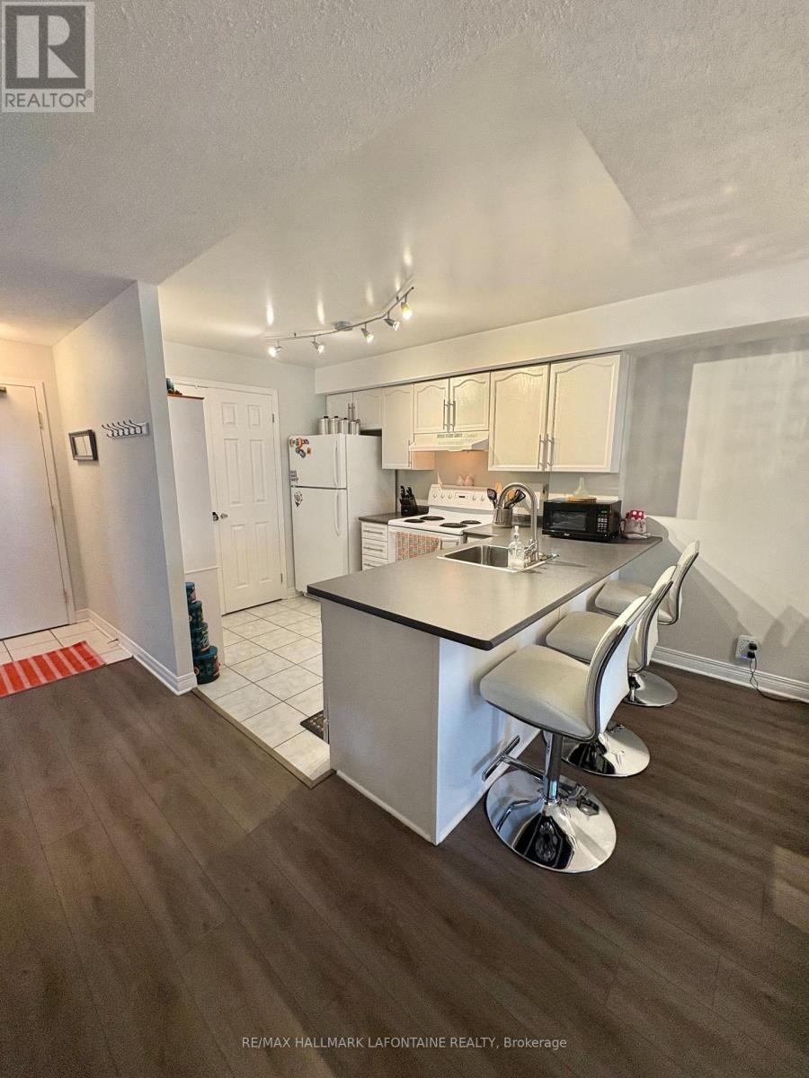 402 - 429 Somerset Street W, Ottawa, Ontario  K2P 2P5 - Photo 14 - X13218686
