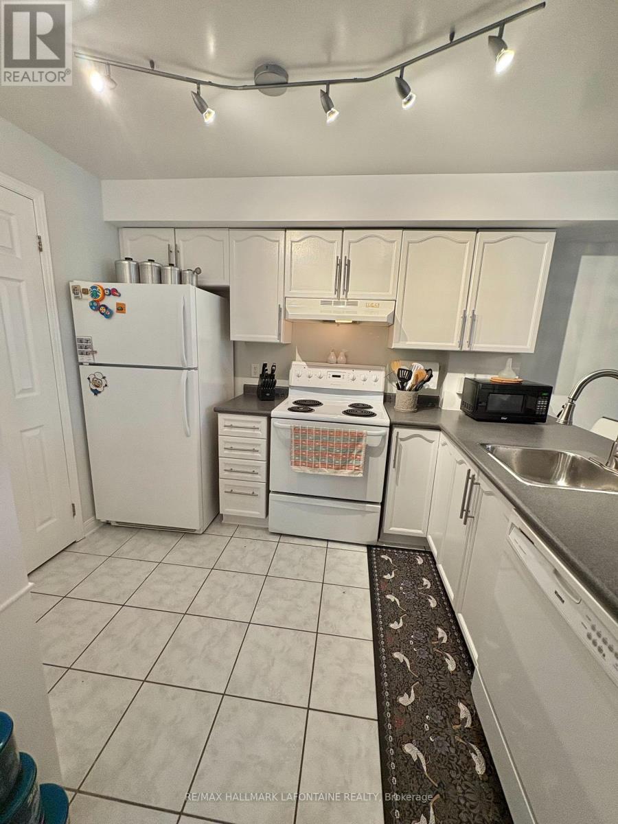 402 - 429 Somerset Street W, Ottawa, Ontario  K2P 2P5 - Photo 16 - X13218686