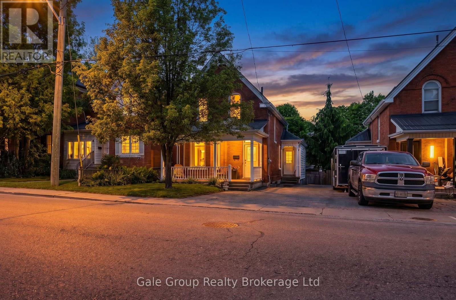 577 George Street, Woodstock, Ontario  N4S 4J7 - Photo 1 - X13218684