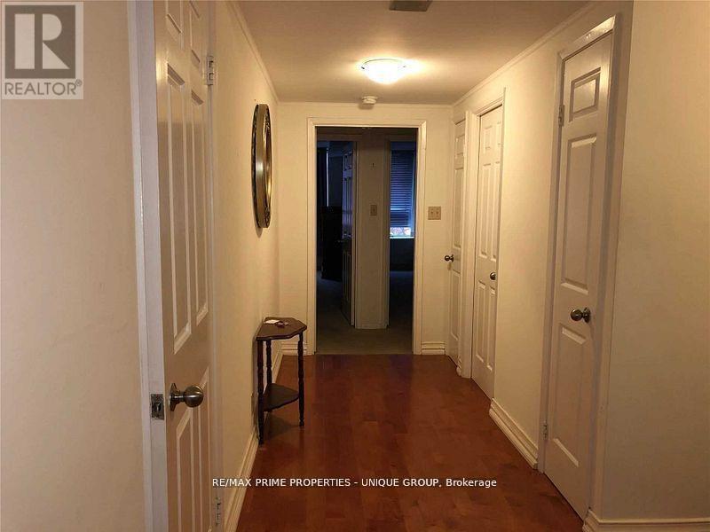 504 - 717 Bay Street, Toronto, Ontario  M5G 2J9 - Photo 2 - C13218642