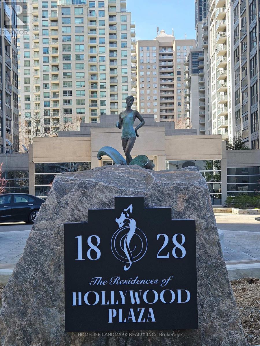 607 - 28 HOLLYWOOD AVENUE, Toronto, Ontario