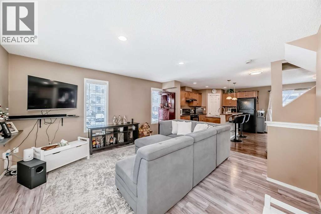 32 Country Village Lane NE, Calgary, Alberta  T3K 0E7 - Photo 8 - A2299115