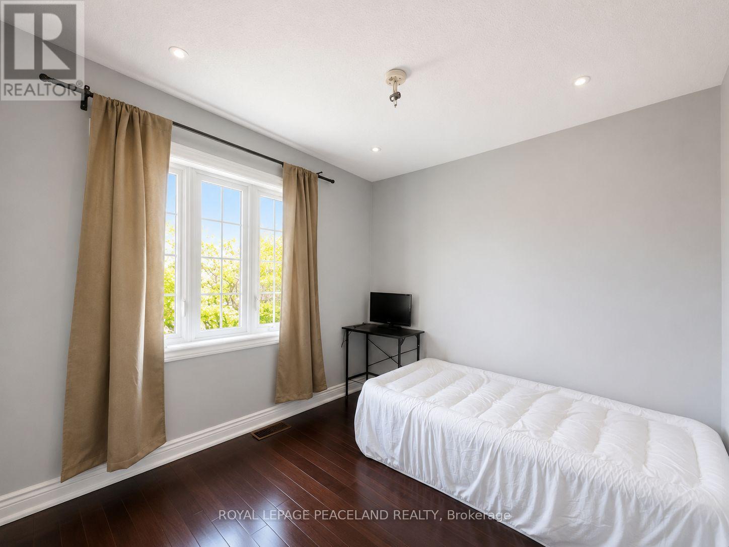 65 Tanglemere Crescent, Brampton, Ontario  L7A 1R9 - Photo 8 - W13218650