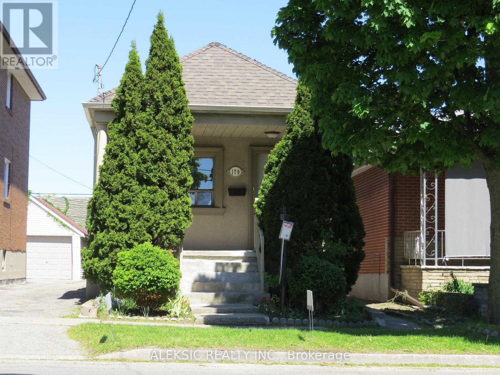 179 THIRTIETH STREET, Toronto, Ontario