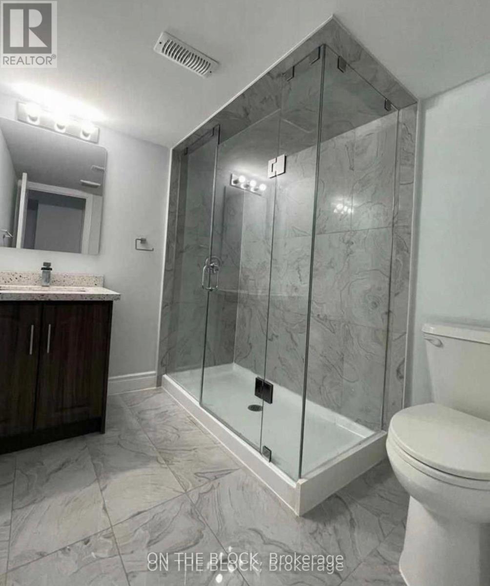 362 North Park Blvd Boulevard, Oakville, Ontario  L6M 1L4 - Photo 16 - W13218656