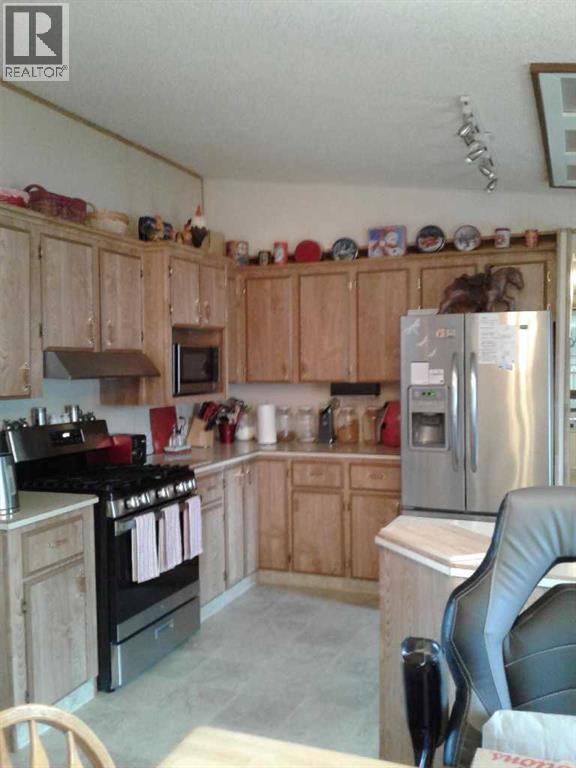 104 4 Avenue NE, Milk River, Alberta  T0K 1M0 - Photo 5 - A2288952